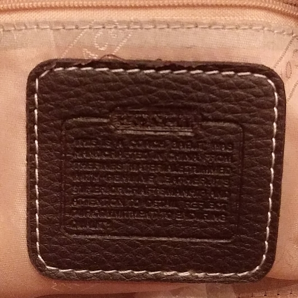 Coach - Picture 4 of 4